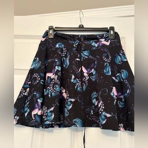 Disney villains Ursula skirt size small